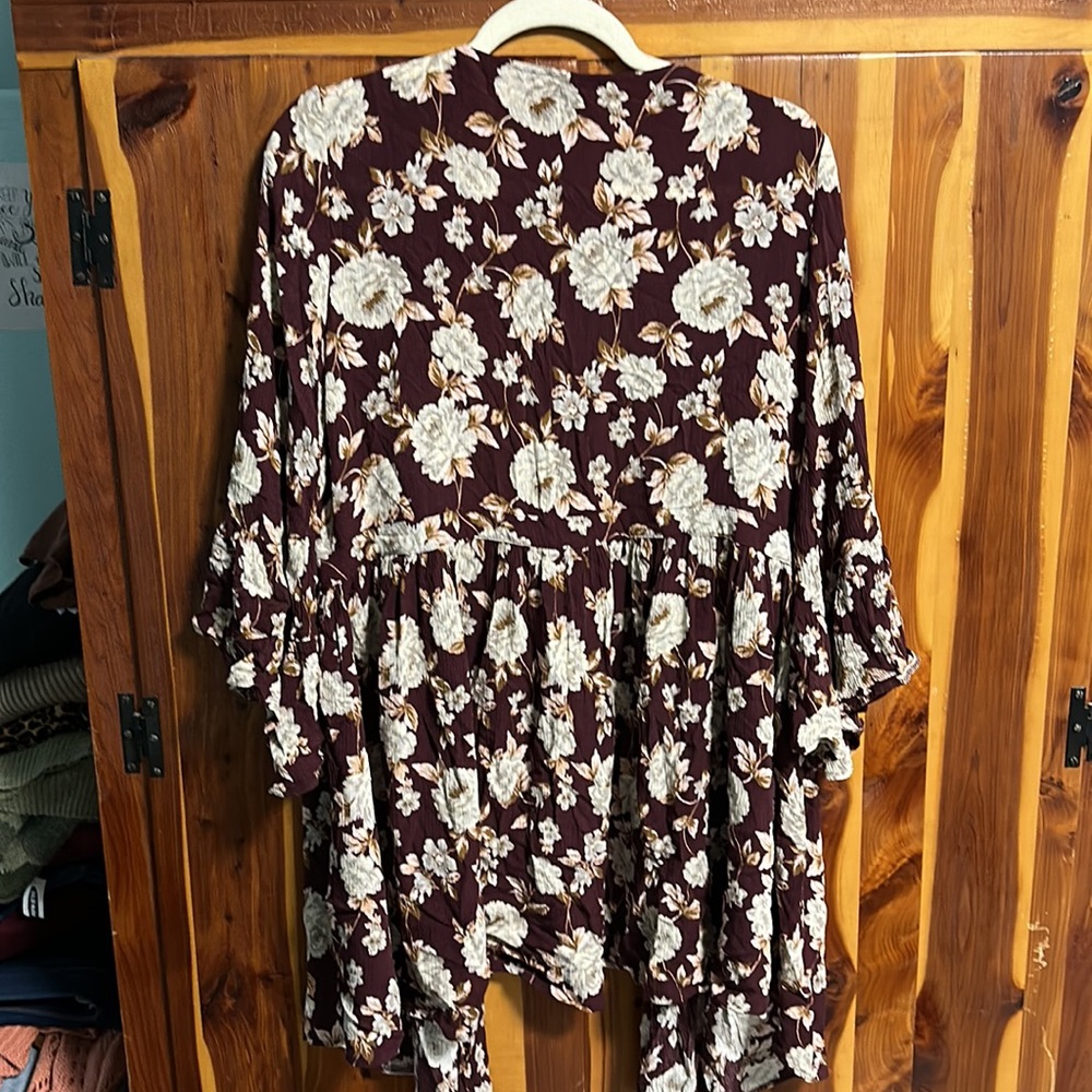 American Eagle Outfitters Floral Ruffle Bell Sleeve Open Front Kimono Cardigan - Picture 6 of 6